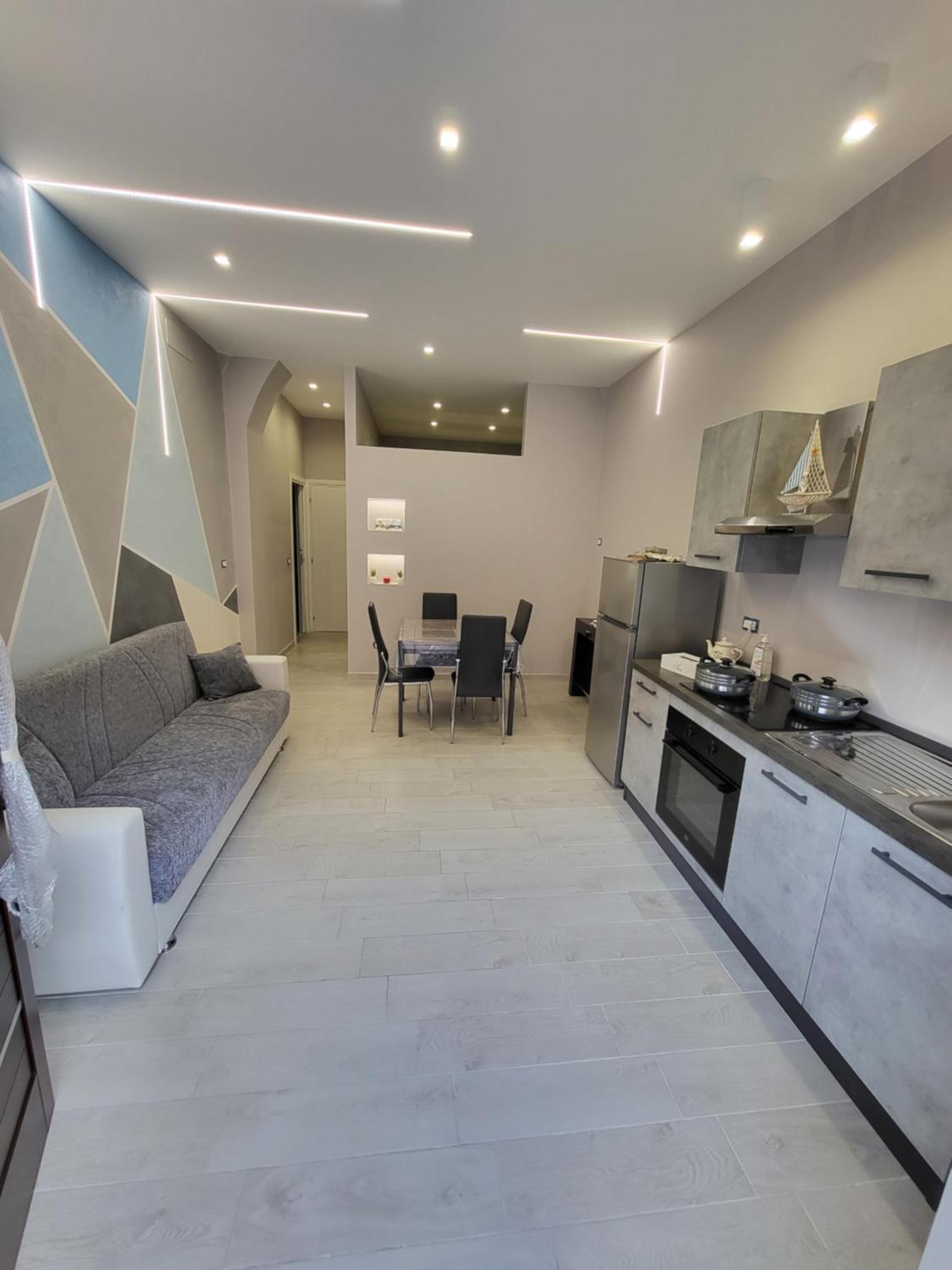 Casa Vacanze Manthy Posizione Centrale Bari Bagian luar foto